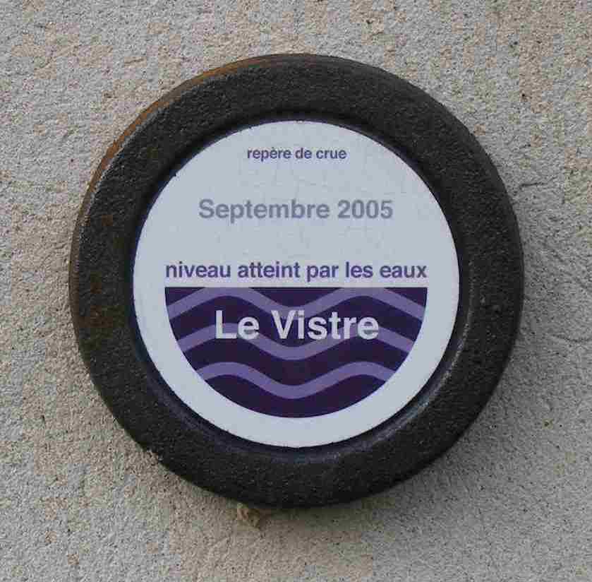 Repère de crue du Vistre 2005